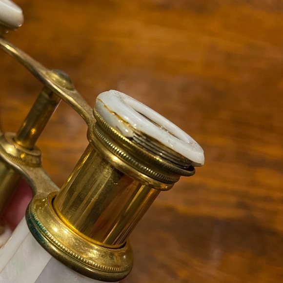 Antique French Opera Mother of Pearl glasses/binoculars - Picture 6 of 8